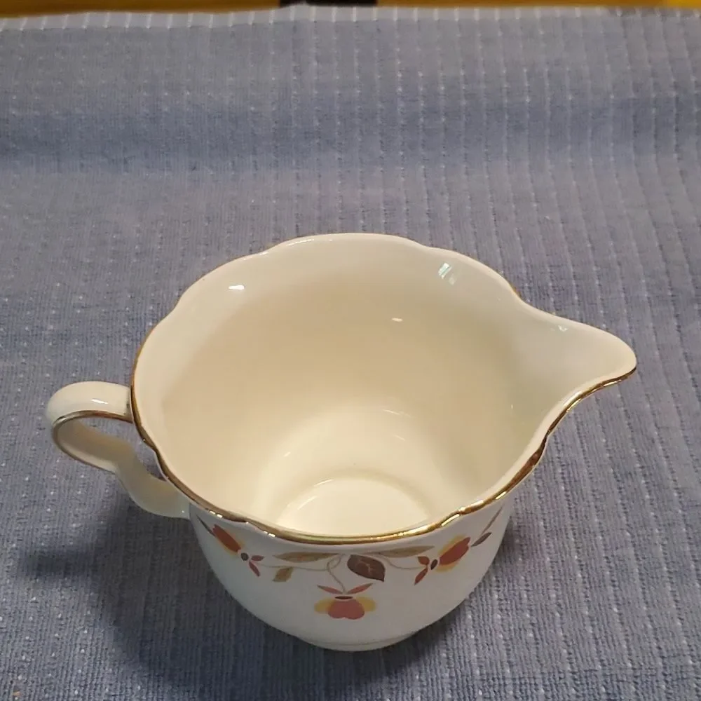 VTG Hall Jewel Tea Autumn Leaf Ruffled D Creamer Mary Dunbar USA